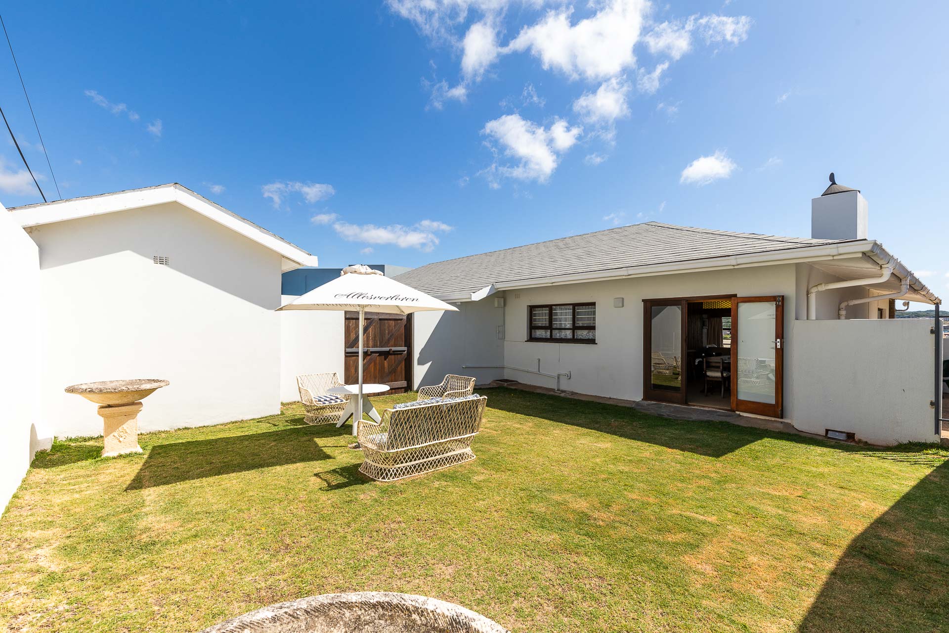 6 Bedroom Property for Sale in Stilbaai Wes Western Cape